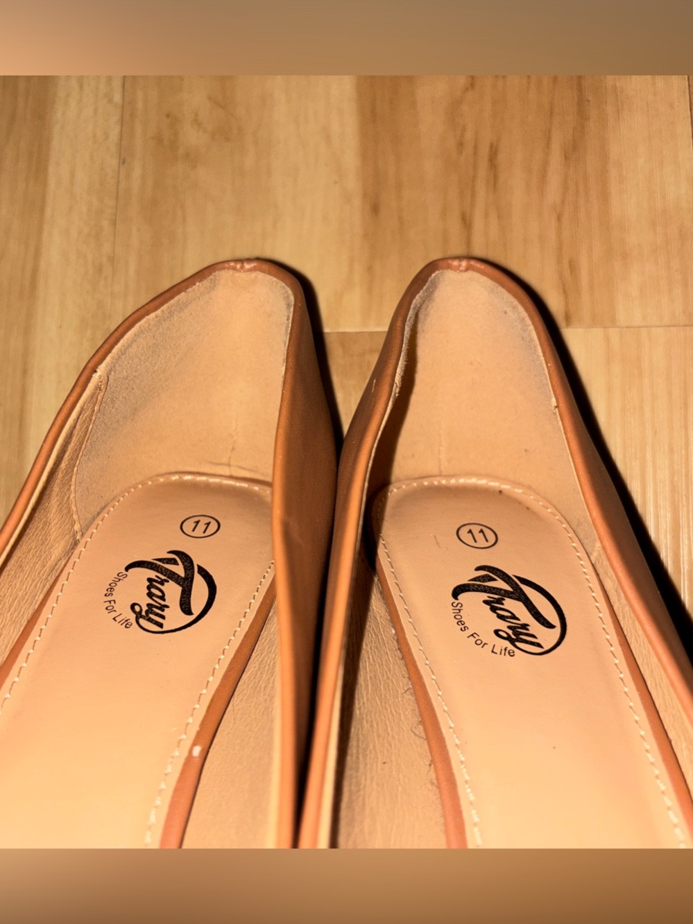 Pointed Toe Heels - Picture 6 of 7
